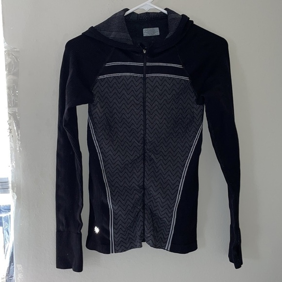 Small athleta full zip track performance running jacket - Picture 3 of 6